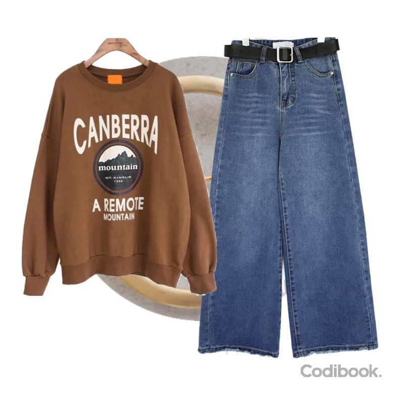 common unique [ACC] CIRCLE HAIRPIN,common unique [TOP] CANBERRA MOUNTAIN MTM,common unique [BOTTOM] VINTAGE WIDE DENIM PANTS등을 매치한 코디