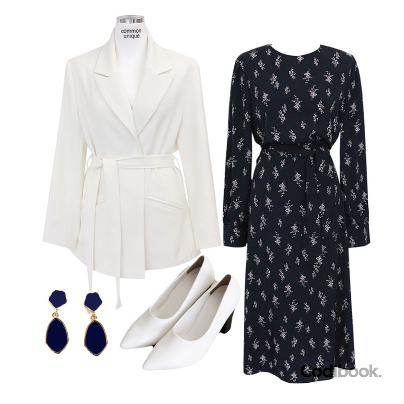 common unique [SHOES] MODERN STILETTO HEEL,common unique [OPS] ROMANTIC FLOWER STRAP LONG OPS,common unique [OUTER] STRAP ROBE HALF JACKET등을 매치한 코디