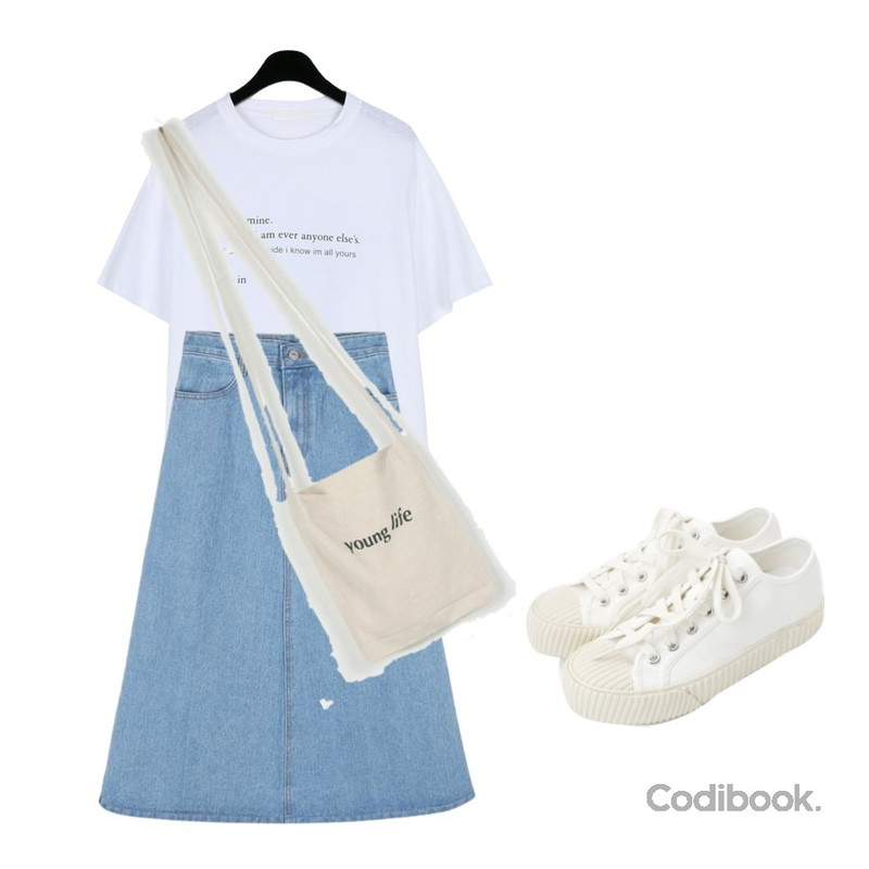 daily monday Basic a-line denim skirt,daily monday Small lettering tee,daily monday Simple every day sneakers등을 매치한 코디