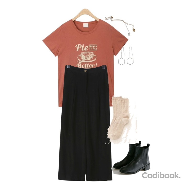 common unique [ACC] TWIST POINT DAILY SOCKS,AIN pie better T,daily monday Pintuck line natural linen pants등을 매치한 코디