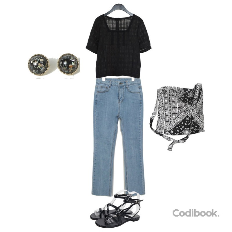 ENVYLOOK 조인라이트데님,From Beginning Match strap sandal_H (size : 230,235,240,245,250),AFTERMONDAY double-sided grid blouse (2colors)등을 매치한 코디