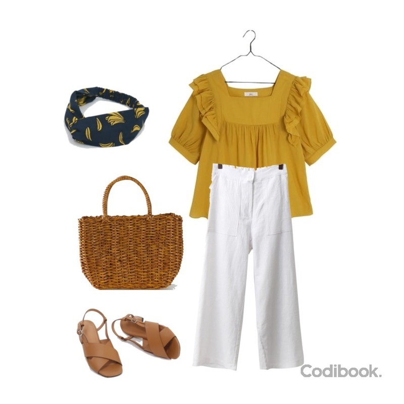 MESMIN 스퀘어넥 프릴 블라우스,BANHARU classic pvc rattan bag,OBBANG STYLE 에넌 린넨바지등을 매치한 코디