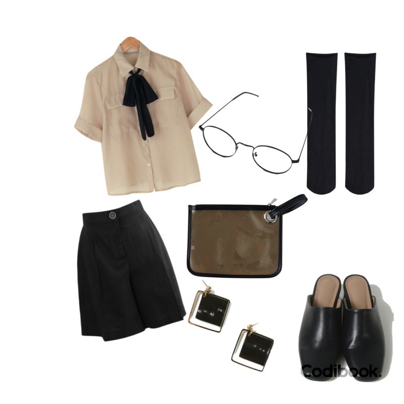 WHOSGIRL 4계절 스타킹양말 (4 colors),SUNSHINE WITH ME 해리밴디-pt,BANHARU five-part sleeve ribbon tie blouse등을 매치한 코디