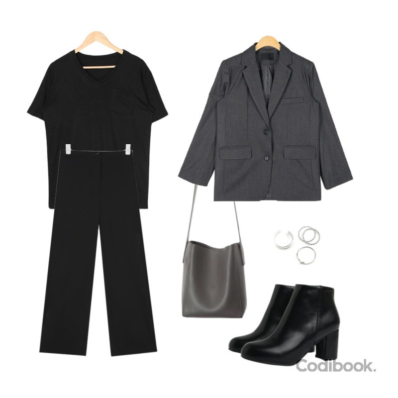 ROCOSIX bold strap leather bag,VICTORIA GARCONNE 일상 브이넥티셔츠,AIN emma basic standard jacket등을 매치한 코디