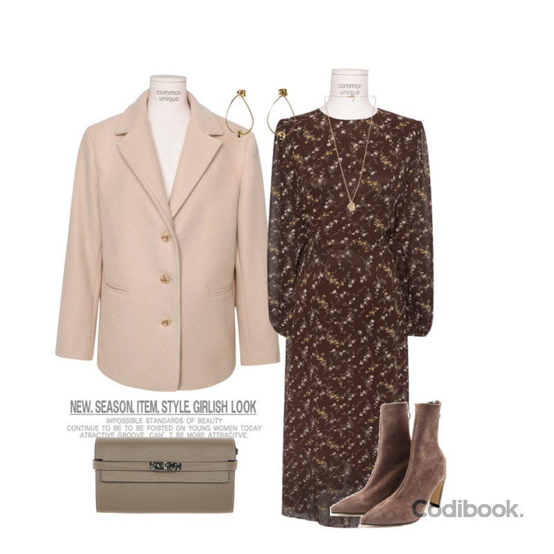 SUNSHINE WITH ME 빈티지골드-necklace,common unique [OPS] MARILYN FLORAL CHIFFON LONG OPS,common unique [OUTER] SOFT TOUCH WARM TAILORED JACKET등을 매치한 코디