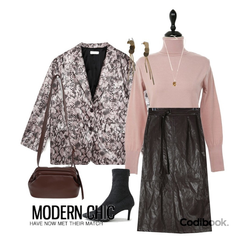 UPTOWN HOLIC 프틴골지 knit (*6color),openthedoor glossy leather python jacket (3 color),daily monday Chic leather belt skirt등을 매치한 코디