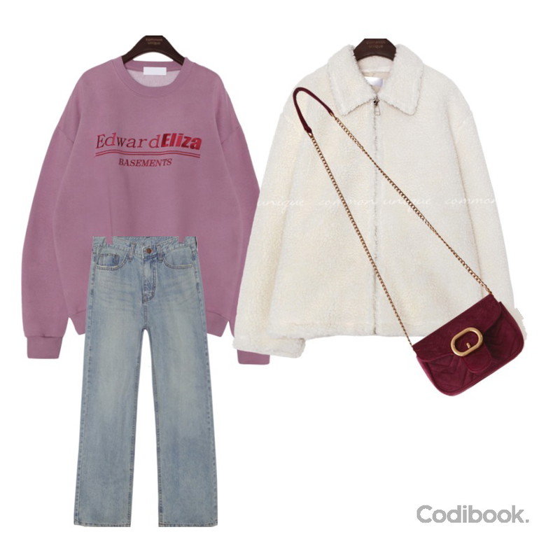 common unique [BOTTOM] BRIGHT STRAIGHT DENIM PANTS,common unique SEND DUMBLE SHEARING JUMPER,common unique NAPPING EDWARD NEEDLE MTM등을 매치한 코디