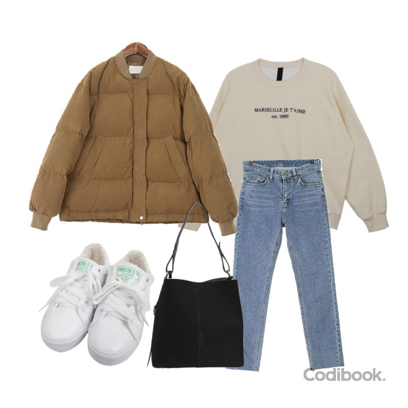 BULLANG GIRL 심플보아털스니커즈,ROCOSIX 펠드 기모 데님 팬츠,MIXXMIX Je Taime Sweatshirts (기모)등을 매치한 코디