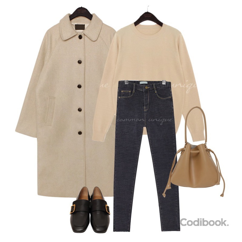 common unique STORY DAILY KNIT - 3 TYPE,common unique REFRESH WOOL 70% RAGLAN COAT,common unique MINE NAPPING SLIM DENIM SKINNY등을 매치한 코디