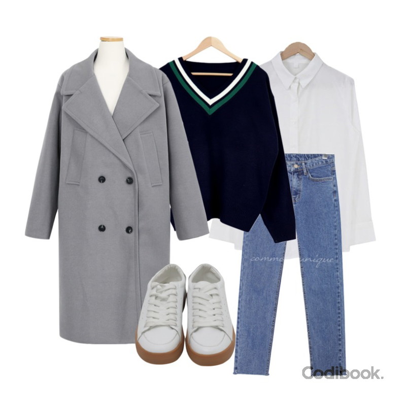 acomma 플롯 베이직 - nb (5COLOR),common unique [BOTTOM] MOMO SLIM CUTTING DENIM PANTS,acomma 플래퍼 배색 브이넥 - nt (4COLOR)등을 매치한 코디