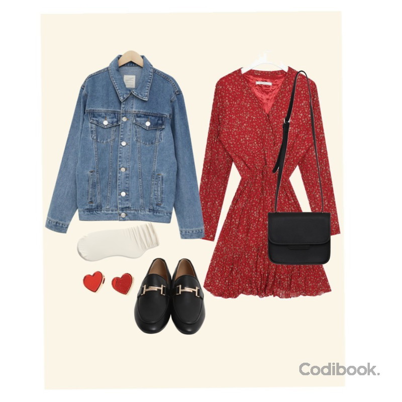 Mono,From Beginning Classic mood buckle loafer_B (size : 225,230,235,240,245,250),AIN strawberry mini ops등을 매치한 코디