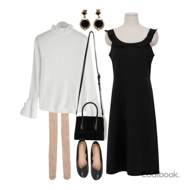 ROCOSIX 스킨 스타킹(착압30D),BANHARU point bold earring,From Beginning Noah shoulder frill ops_J (size : free)등을 매치한 코디