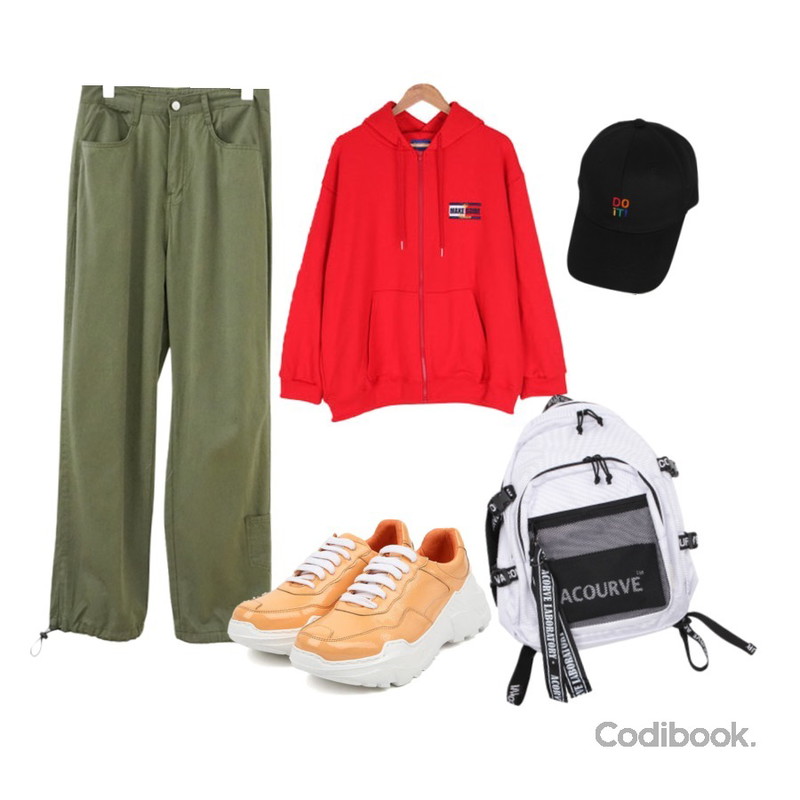 AFTERMONDAY dry texture jogger pants (3colors),openthedoor candy platform sneakers (5 color),BULLANG GIRL 이뻐서좋아후드집업(당일출고)등을 매치한 코디