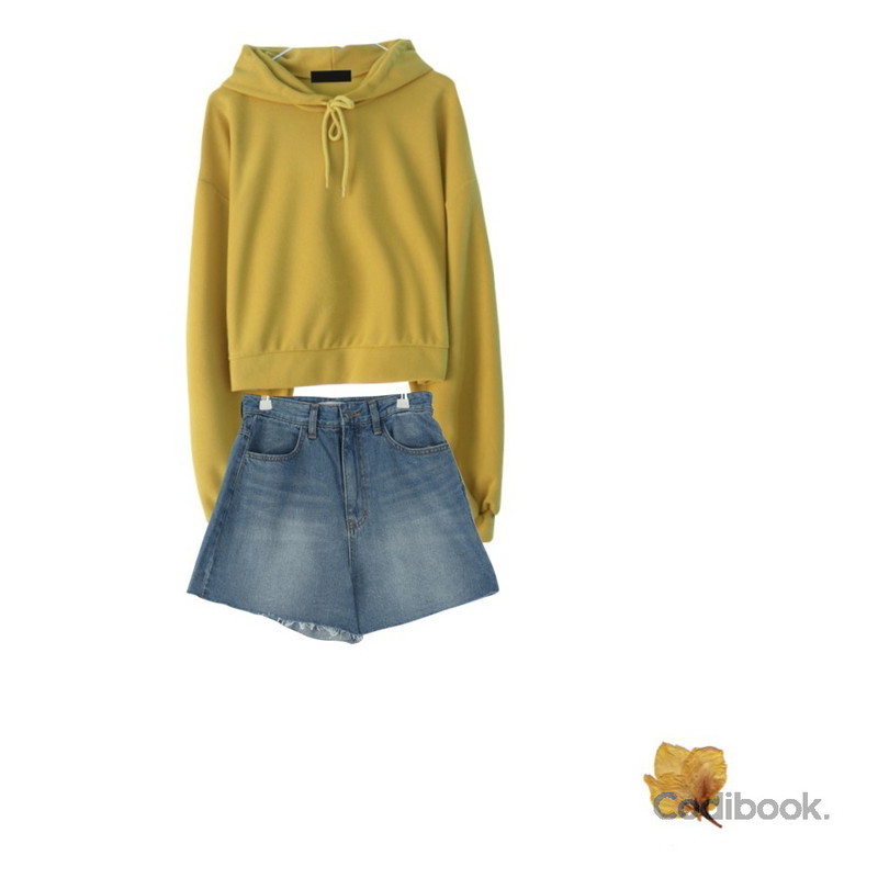 dried flower01,GIRLS RULE 디어 히트 크롭 후디 (t6011),GIRLS RULE 수리 컷팅 데님 반바지 (pt2046)등을 매치한 코디