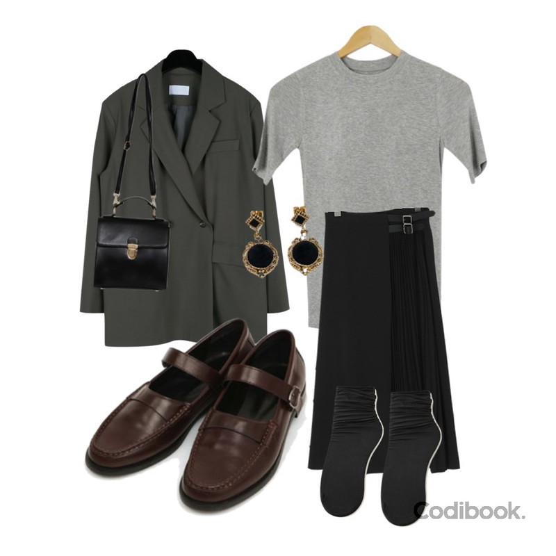somedayif spring season two version pleats skirt (2colors),daily monday Modern one button jacket,AWAB 그레인골지핏5부티등을 매치한 코디