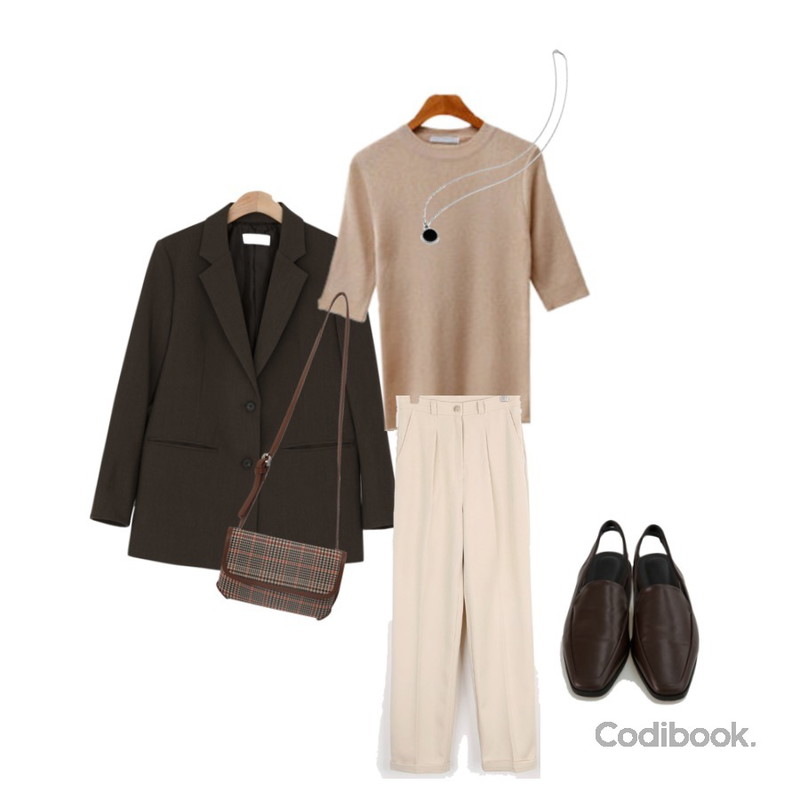 ENVYLOOK 크리니심플니트,BANHARU daily slingback shoes,BANHARU 2 button classy basic jacket등을 매치한 코디