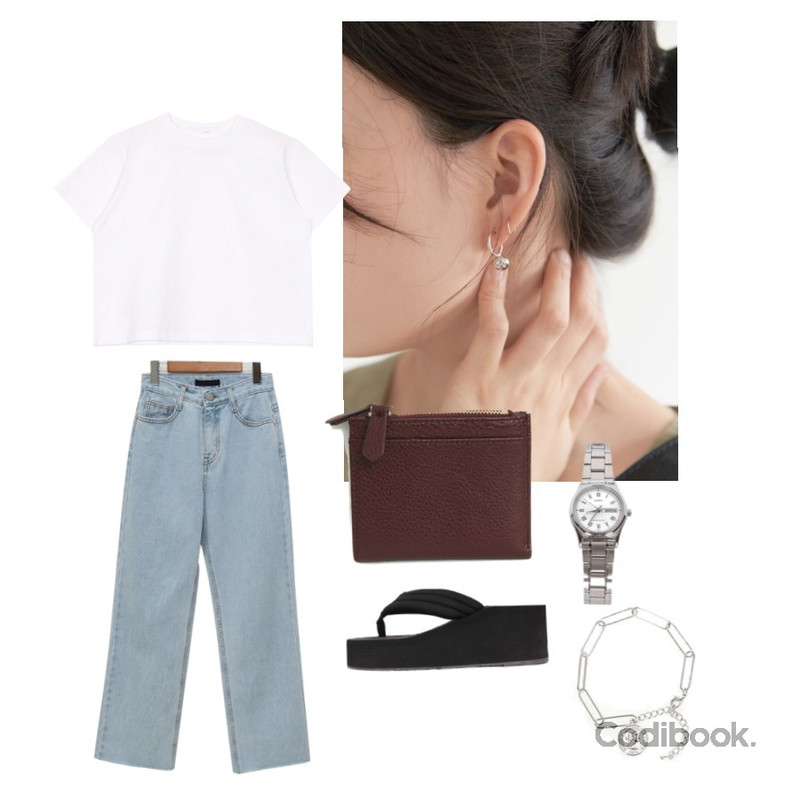 peachpicnic earring 178,biznshoe Bright cotton crop tee (3colors),biznshoe Chunky platform slipper등을 매치한 코디