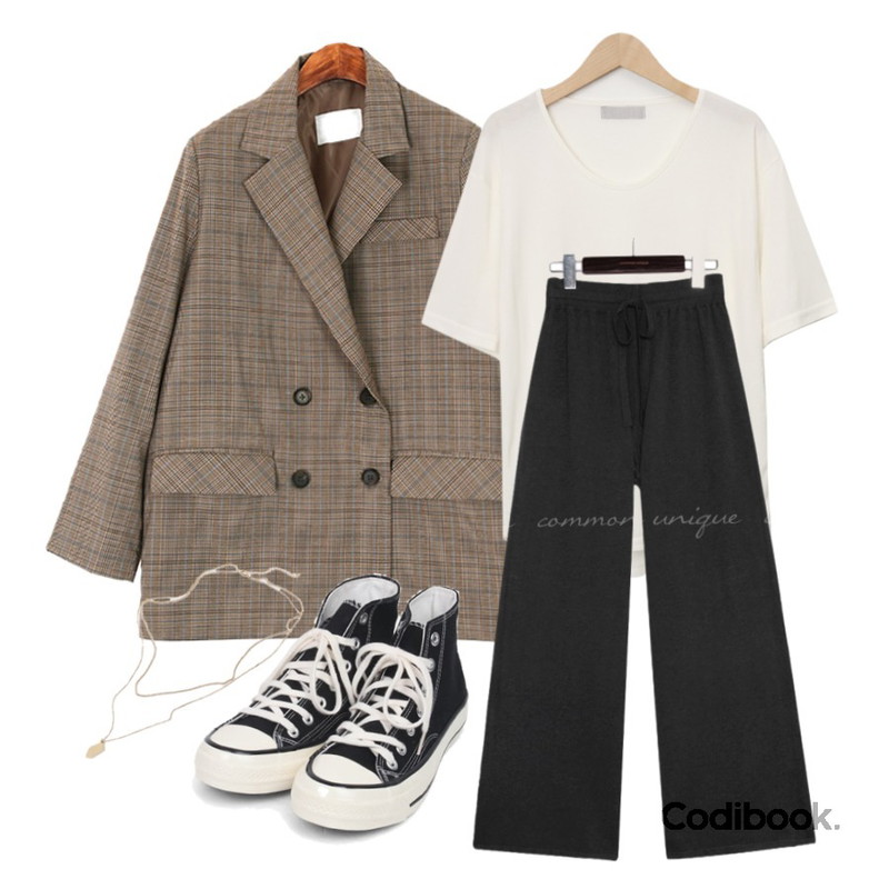 From Beginning Prime daily u-neck T_U (size : free),ROCOSIX 체크패턴 더블 자켓,common unique PEEKABOO CASH WIDE KNIT PANTS등을 매치한 코디