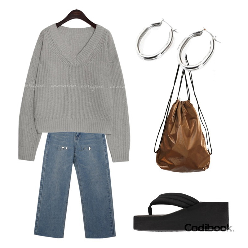 biznshoe Chunky platform slipper,common unique AVILA WOOL V NECK LOOSE FIT KNIT,MIXXMIX Denim Wide Washing No 003등을 매치한 코디