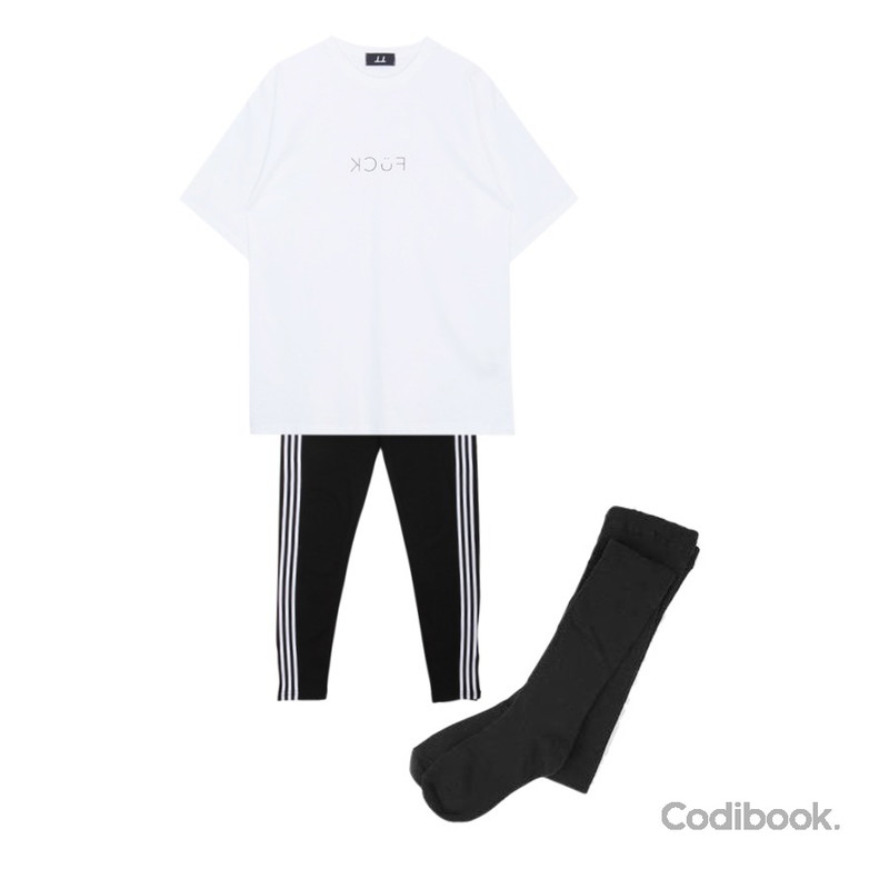 AIN able cotton leggings,BULLANG GIRL 사선테이핑레깅스,MIXXMIX Kcuf T-shirt등을 매치한 코디