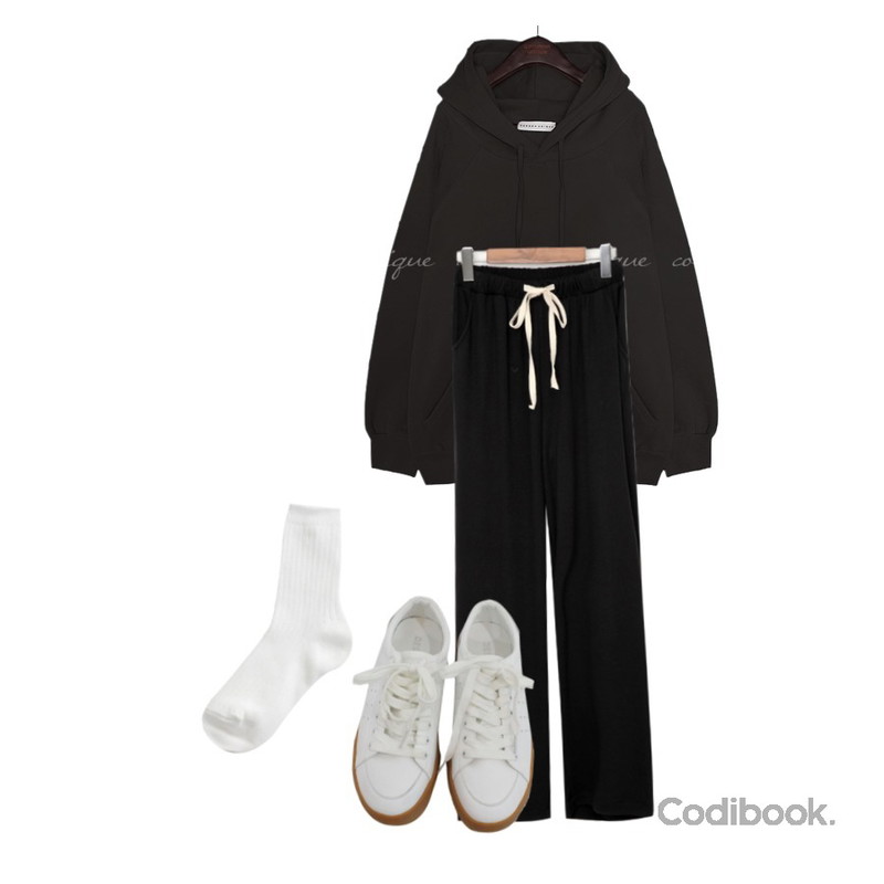 BITDA 레고 sh,From Beginning Cozy banding easy pants_J,common unique FLUFFY NAPPING RAGLAN OVER HOOD T등을 매치한 코디