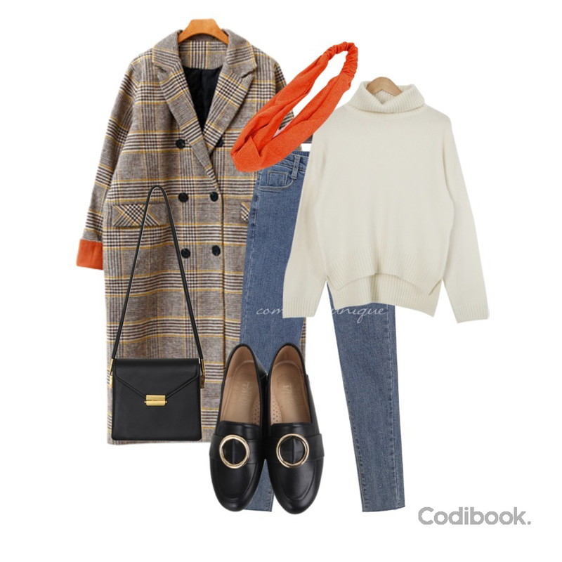 BULLANG GIRL 반디무광링로퍼,AIN one basic twist hairband,common unique BES NAPPING CUTTING DENIM SKINNY등을 매치한 코디