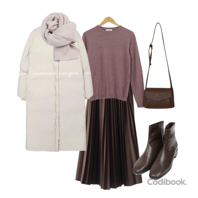 MIXXMIX 스탠다드 머플러,AIN classy mood ankle boots (230-250),AWAB 라쿤코코울라운드니트등을 매치한 코디