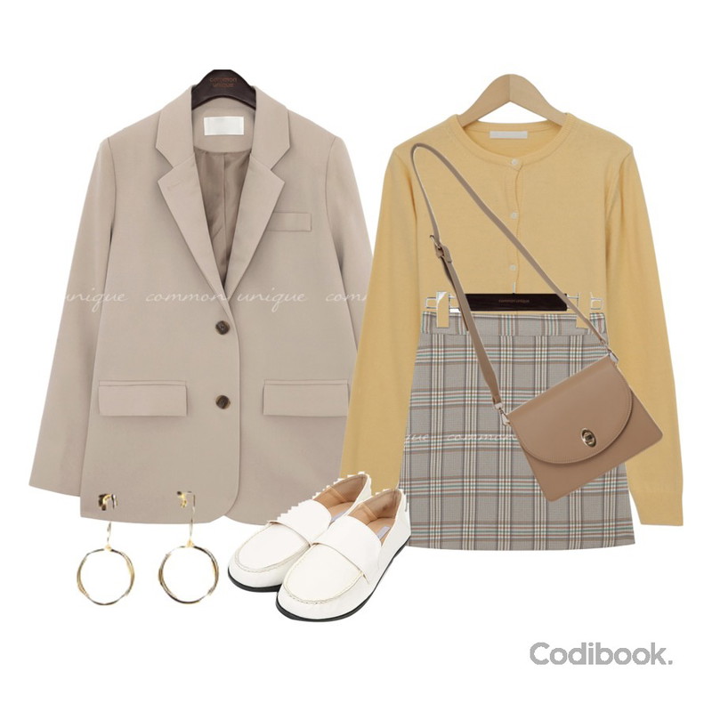 ROCOSIX 터치 이어링,AIN may cutie round loafer (225-250),From Beginning Fast round wool cardigan_A (울 80%) (size : free)등을 매치한 코디
