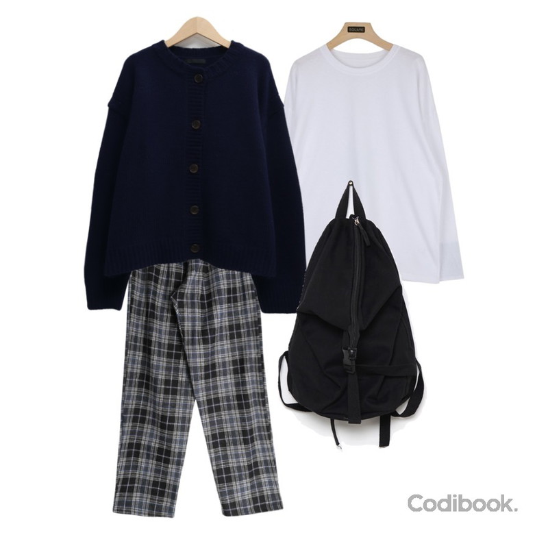 GIRLS RULE 마스터 체크 밴딩팬츠 (pt1879),From Beginning Weed wool button cardigan_C (램스울 80%) (size : free),AIN diagonal zipper line backpack등을 매치한 코디
