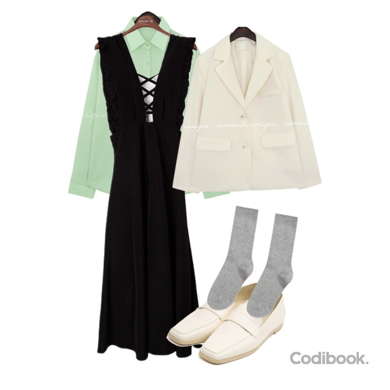 MIXXMIX 베이직 골지 롱삭스,AIN selly classic line loafer (230-250),binary01 스트랩 로나 롱원피스등을 매치한 코디