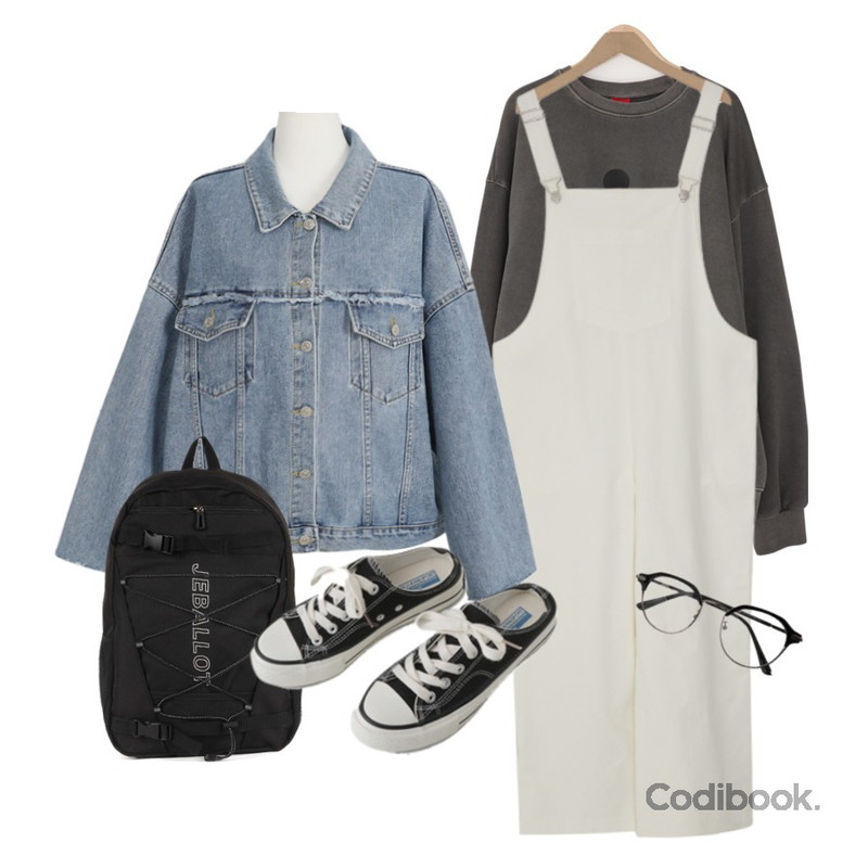 AFTERMONDAY simple mule sneakers (2colors),BULLANG GIRL 반듯투명안경,BULLANG GIRL YB지그재그 백팩등을 매치한 코디