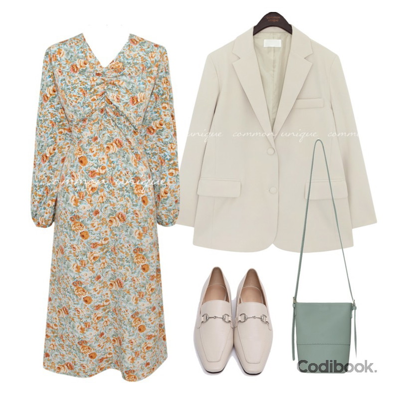 common unique DEIN WRAP BUTTON SINGLE JACKET,From Beginning Stitch line cross bag_C (size : one),From Beginning Silver buckle flat loafer_P (size : 225,230,235,240,245,250)등을 매치한 코디