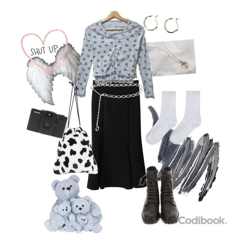 ROCOSIX 힐즈 스트링 워커,ROCOSIX 퓨어런 이어링,openthedoor elliptical chain belt (2 color)등을 매치한 코디