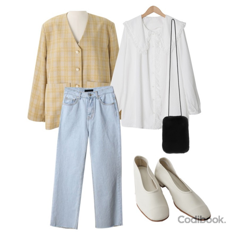 openthedoor fur cross mini bag (5 color),AFTERMONDAY basic round middle flat shoes (3colors),From Beginning Lace collar sailor blouse_C (size : free)등을 매치한 코디