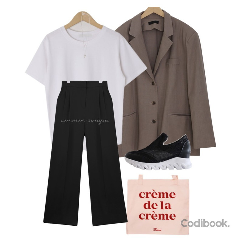 LOVELY SHOES 바이지 키높이 스니커즈 4.5cm,biznshoe Heart layered necklace,MOMORIT 크림 에코 bag - 2color등을 매치한 코디