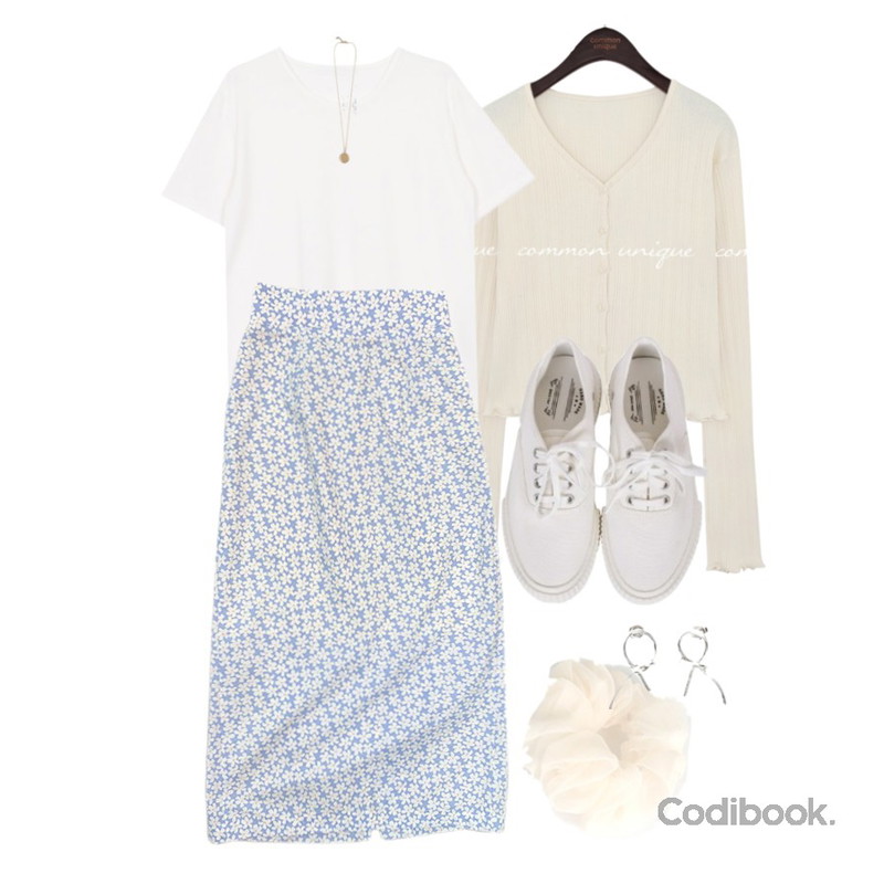 biznshoe Couple sneakers (4color),ROCOSIX 르던 이어링,biznshoe Basic u-neck tee (4colors)등을 매치한 코디