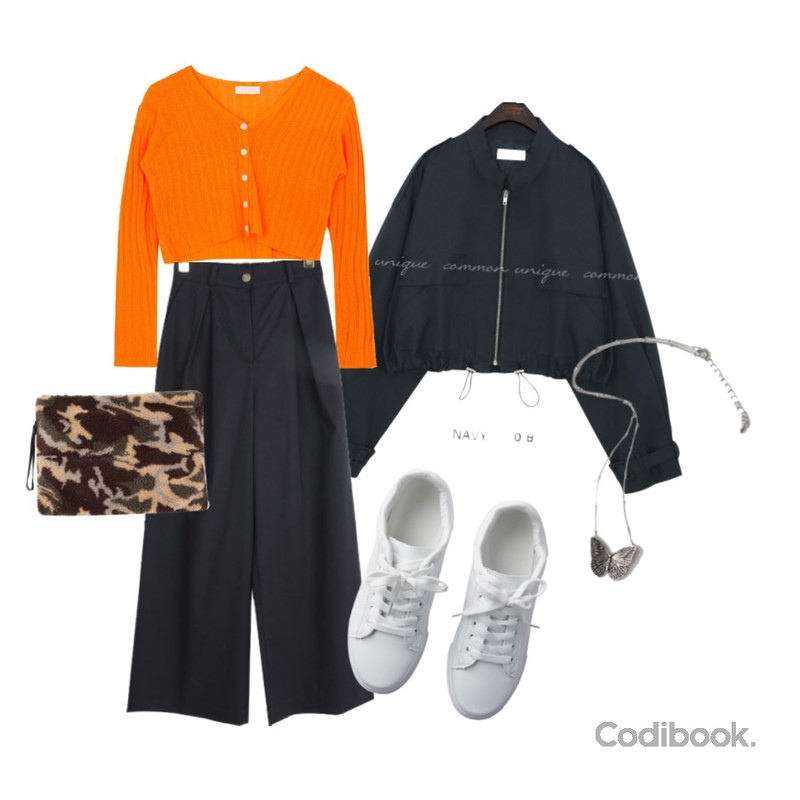 biznshoe Camouflage dumble clutch (2color),MIXXMIX 제나 무지 운동화,common unique RODIO POCKET STRING JUMPER등을 매치한 코디