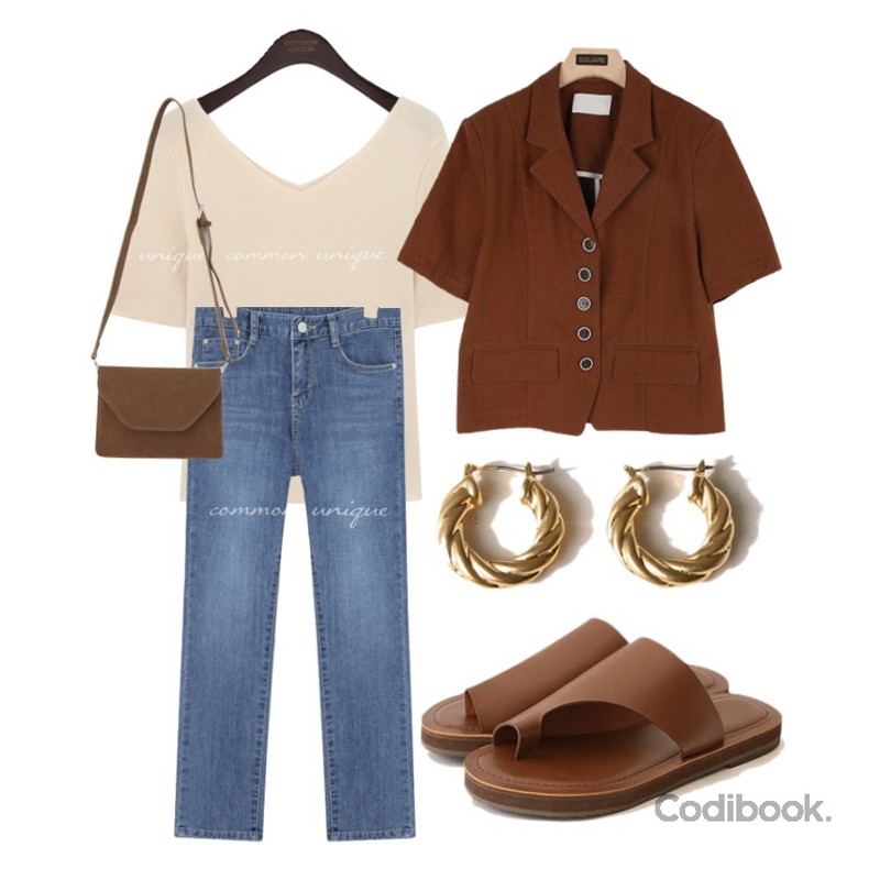 From Beginning Brown sugar square flap bag_C (size : one),common unique TWIST HOOP EARRING,common unique PONT SPAN STRAIGHT DENIM PANTS등을 매치한 코디