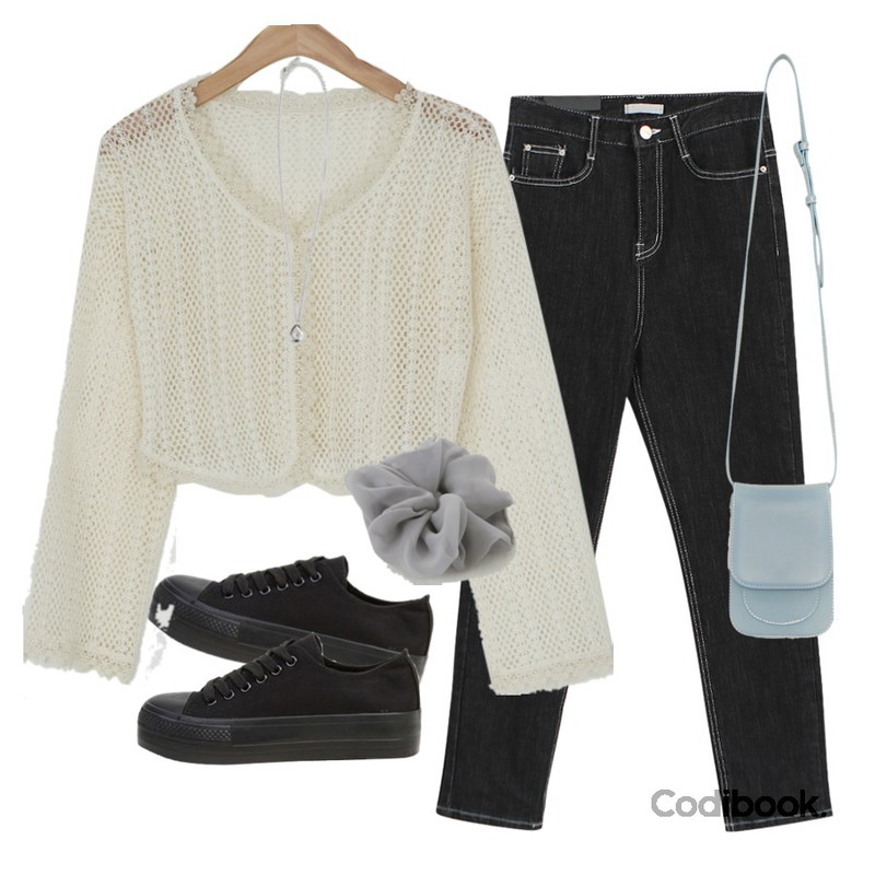 biznshoe Standard cotton sneakers (2color),BANHARU 데일리 물방울 팬던트 목걸이,common unique SONIA SQUARE MINI BAG등을 매치한 코디