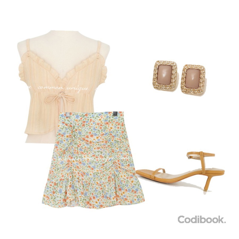WONLOG 썸머 스트랩 힐,From Beginning Vintage gold frame earring_B (size : one),common unique VONNE FRILL STRAP BUSTIER등을 매치한 코디