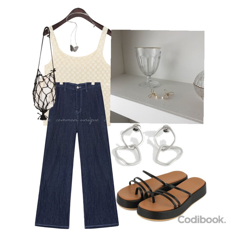 lavenir destiny earring,AFTERMONDAY butterfly vintage necklace,common unique RIKA WIDE LONG DENIM PANTS등을 매치한 코디