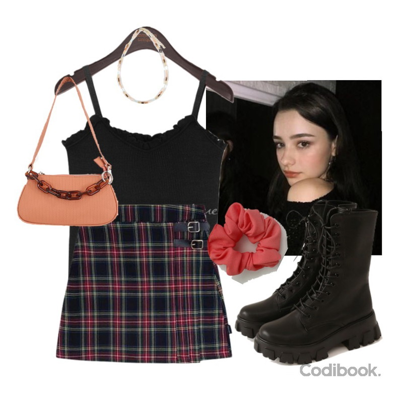 MIXXMIX Lonely Buckle Check Skirt,AWAB 무지미니슈슈곱창밴드,common unique SCHER FRILL GOLGI SLEEVELESS등을 매치한 코디