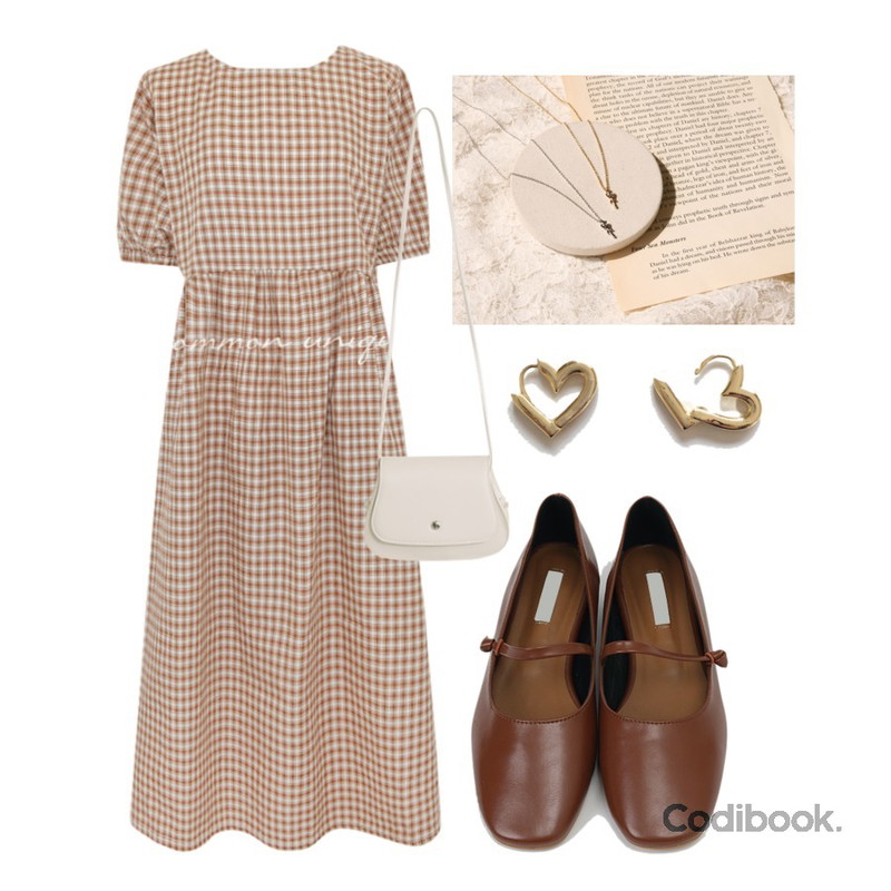 From Beginning Warm mary Jane shoes_K (size : 225,230,235,240,245,250),lavenir flory onetouch earring,From Beginning 새들미니 크로스백 (5color)등을 매치한 코디