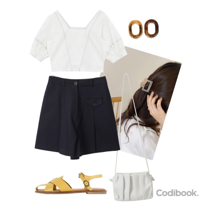 AIN glossy round earring,lavenir once hair pin,WONLOG 바인 샌들등을 매치한 코디