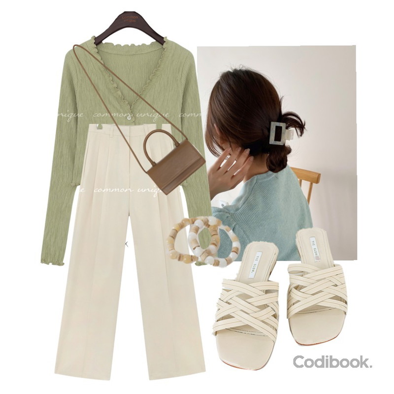 lavenir once hair pin,WONLOG 소프트 꼬임 슬리퍼,AFTERMONDAY natural coconut wood ring (2colors)등을 매치한 코디