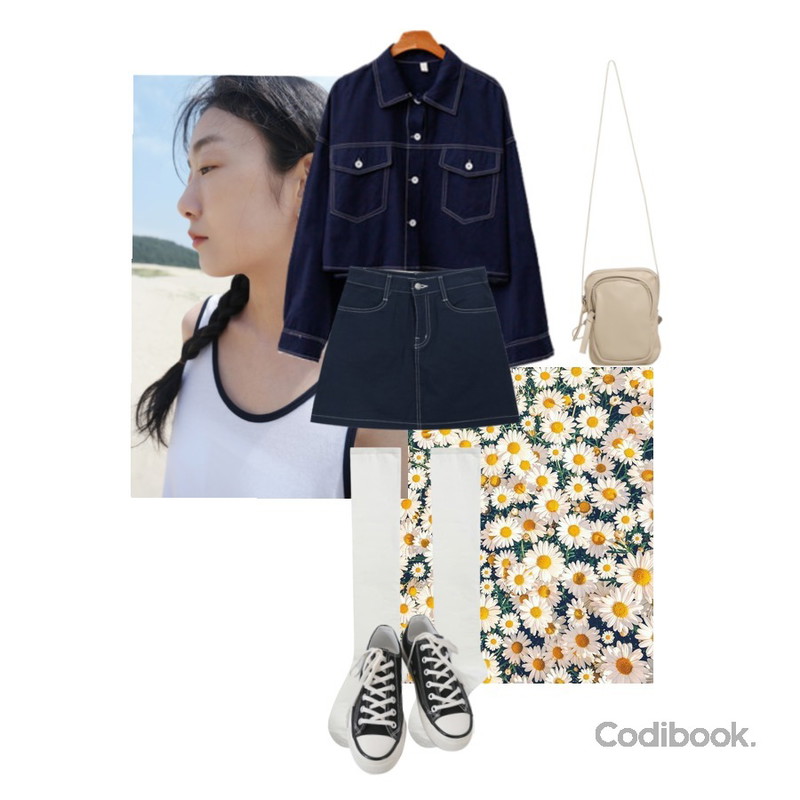 AFTERMONDAY tiny lettering earrings,From Beginning 더블포켓 스트링크로스백 (4color),AFTERMONDAY basic casual color sneakers (10colors)등을 매치한 코디