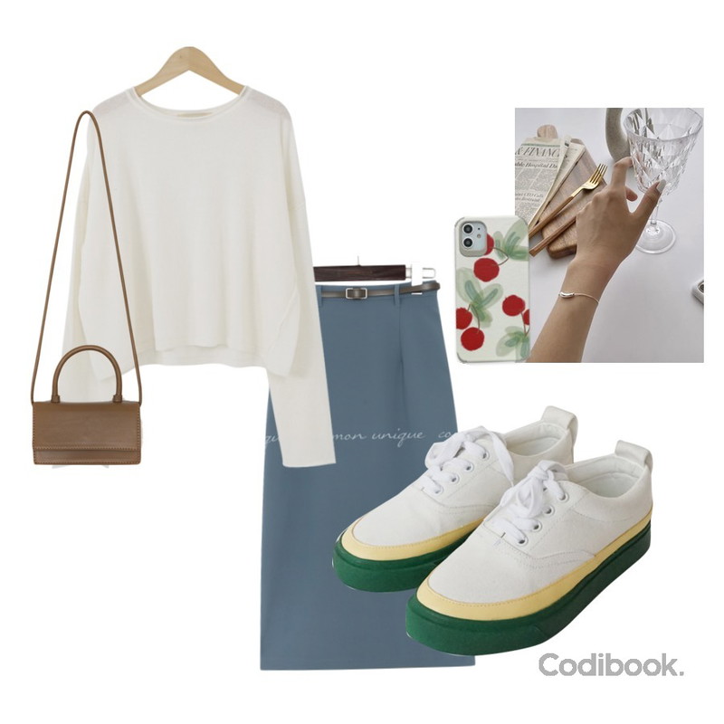 AFTERMONDAY comfortable cotton sneakers (2colors),From Beginning 심플라운드 루즈핏니트 (3color),UPTOWN HOLIC 코이브 b등을 매치한 코디