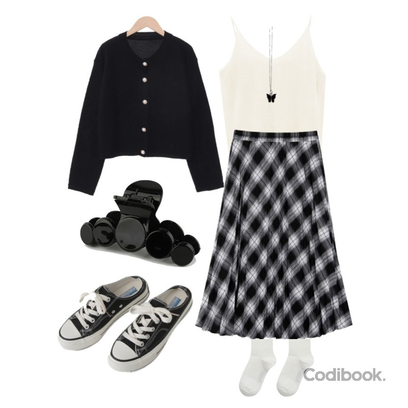 AFTERMONDAY simple mule sneakers (2colors),MIXXMIX 체크 주름 스커트,somedayif 서클 믹스 헤어핀등을 매치한 코디