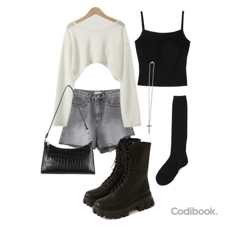 openthedoor cross necklace,somedayif 하프 니 삭스,common unique KORID LACE-UP HIGH WALKER등을 매치한 코디