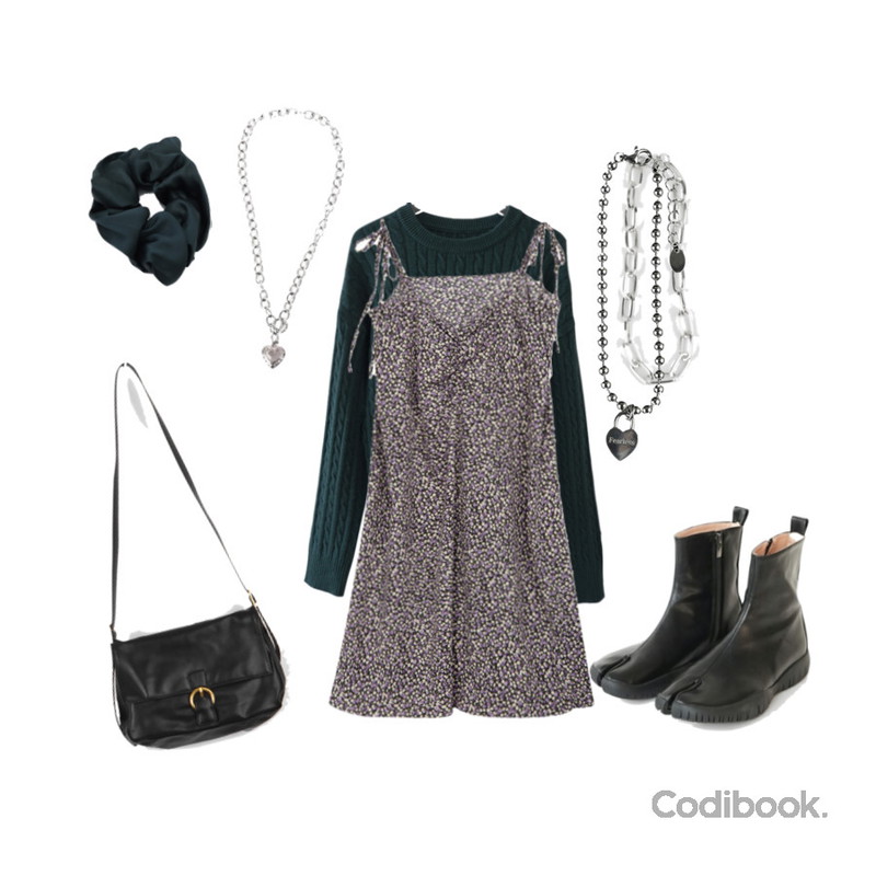 AFTERMONDAY undark mood ankle boots,biznshoe Heart necklace,From Beginning 마랑 새틴헤어슈슈밴드 (6color)등을 매치한 코디